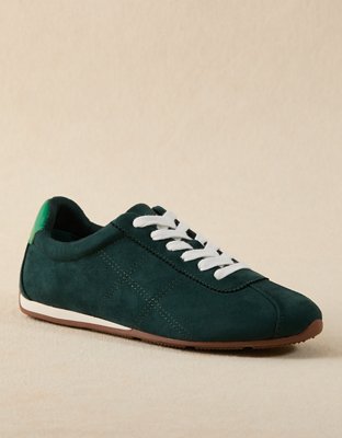 AE Low Pro Runner Sneaker
