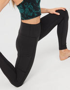 OFFLINE By Aerie The Hugger High Waisted Pocket Legging - True Black