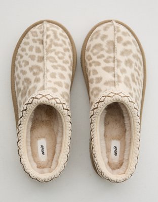 Aerie Embroidered Slippers - Cake Batter