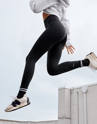 OFFLINE By Aerie Goals High Waisted Legging - True Black