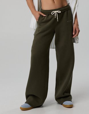 OFFLINE By Aerie Cloud Fleece Trouser - Festive Olive