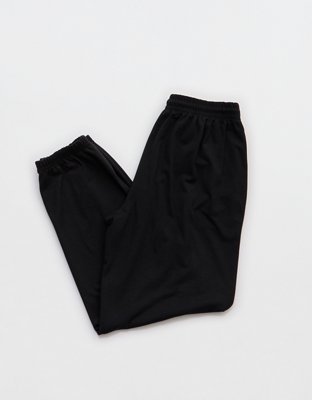 OFFLINE By Aerie Weekend Away Jogger - True Black