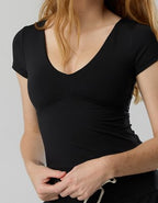 OFFLINE By Aerie The Hugger Sweetheart Short Sleeve T-Shirt - True Black