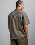 AE77 Premium Relaxed Short-Sleeve Button-Up Shirt - Olive