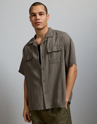 AE77 Premium Relaxed Short-Sleeve Button-Up Shirt - Olive
