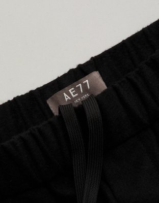 AE77 Premium Loose Trouser - Black