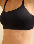 SMOOTHEZ Seamless Bra-ish Wireless Bralette - True Black