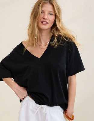 Aerie Basic V-Neck Boyfriend T-Shirt - Black