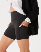 OFFLINE By Aerie The Hugger High Waisted 5" Pocket Bike Short - True Black