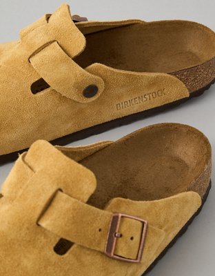 Birkenstock Men's Boston Soft Footbed Clog - Sand